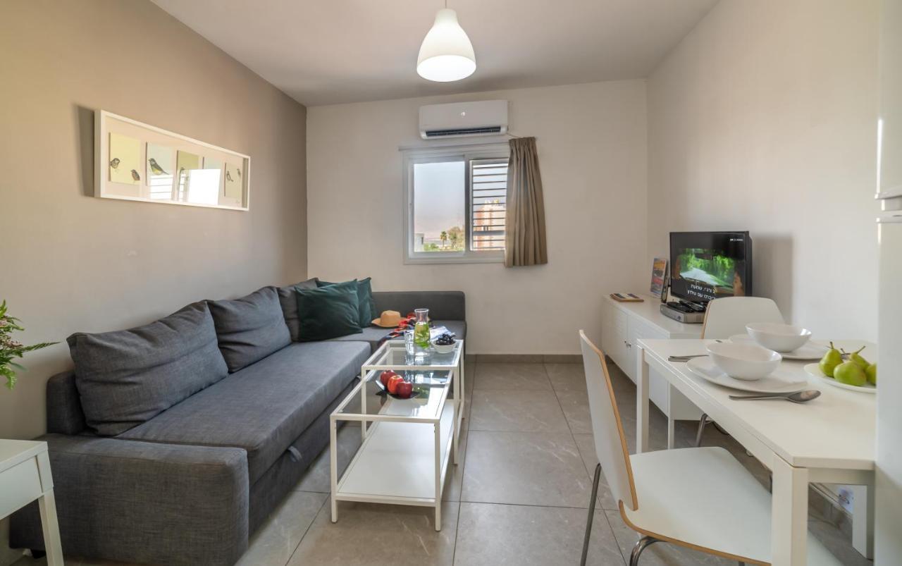 One Bedroom Apartment By Stay Eilat - Eilot Street Bagian luar foto